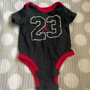 Jordan onsie 3M